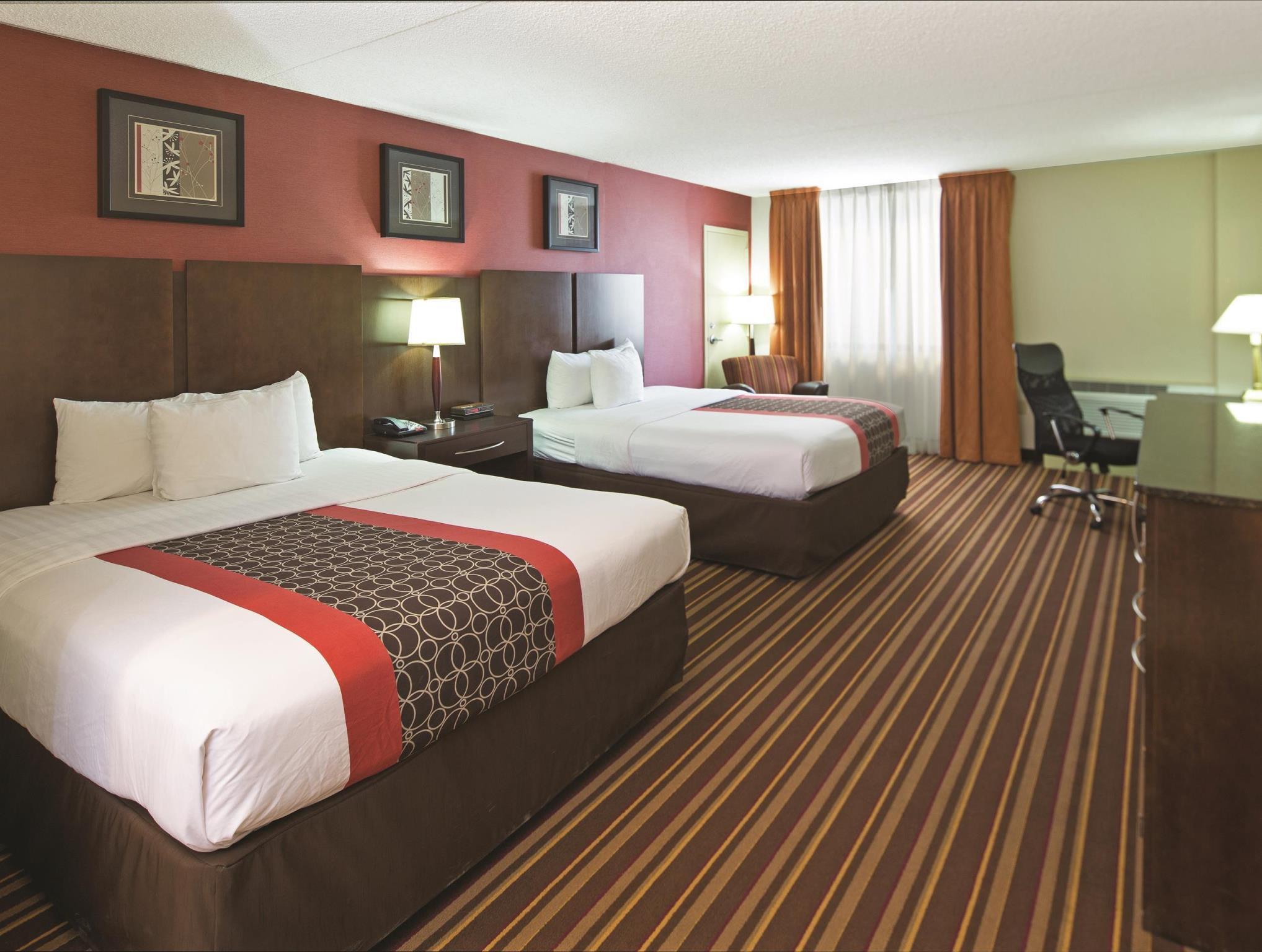 Hotel La Quinta By Wyndham Salisbury Extérieur photo
