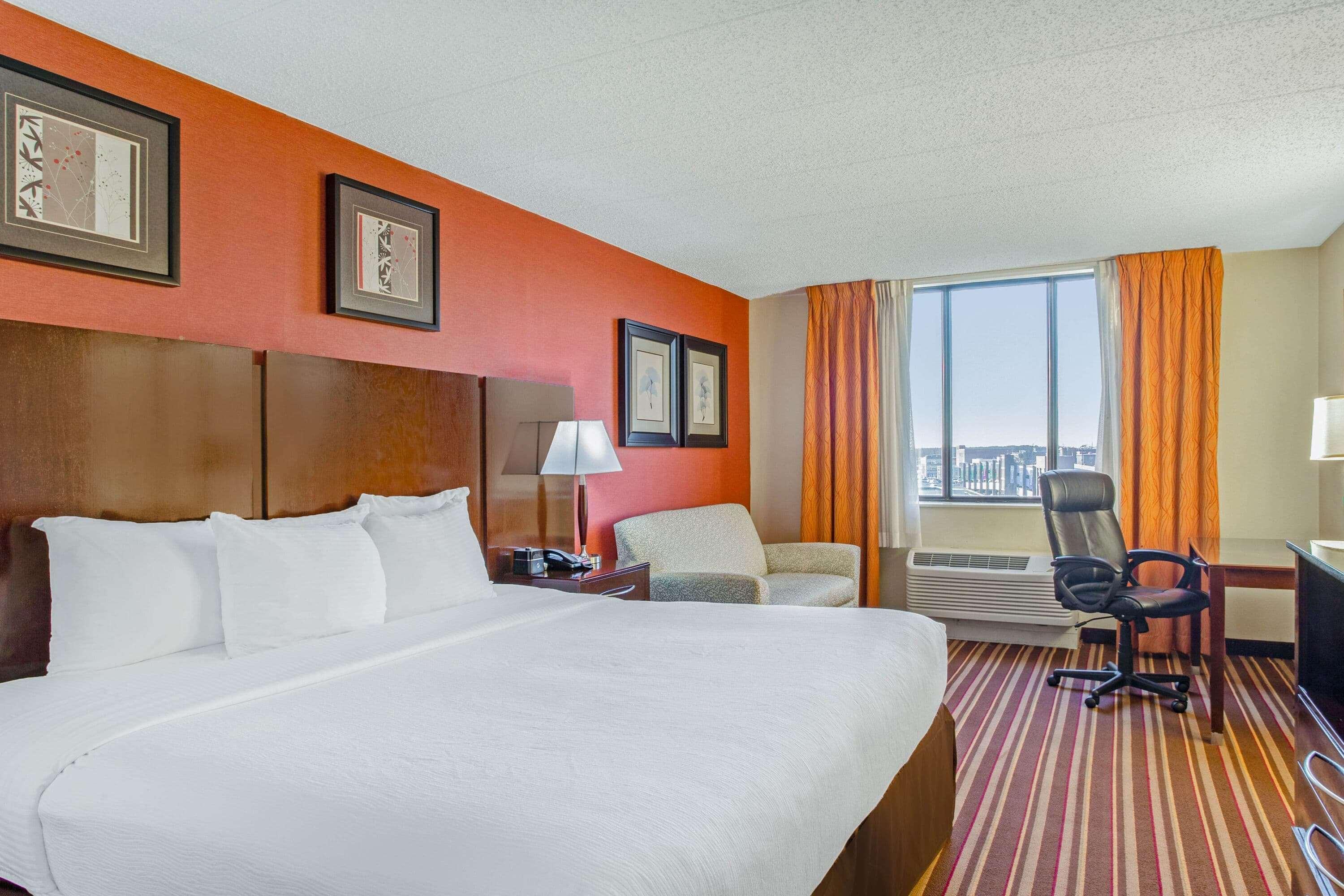 Hotel La Quinta By Wyndham Salisbury Extérieur photo